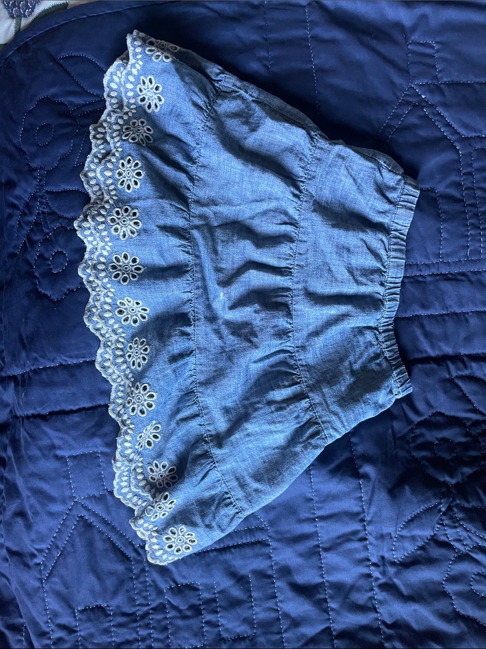 GAP Light Blue Eyelet Scallop Hem Skater Skirt